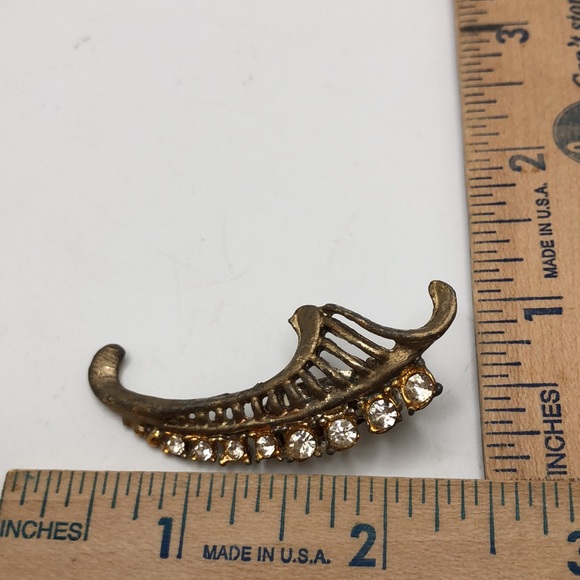 Crystal Crawler Antique Clip On Earrings - Picture 3 of 7